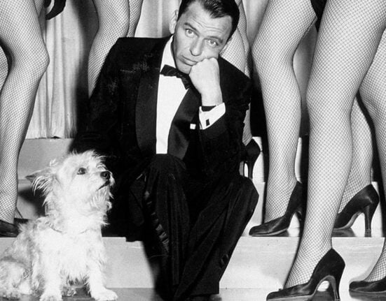 Frank Sinatra iubea câinii